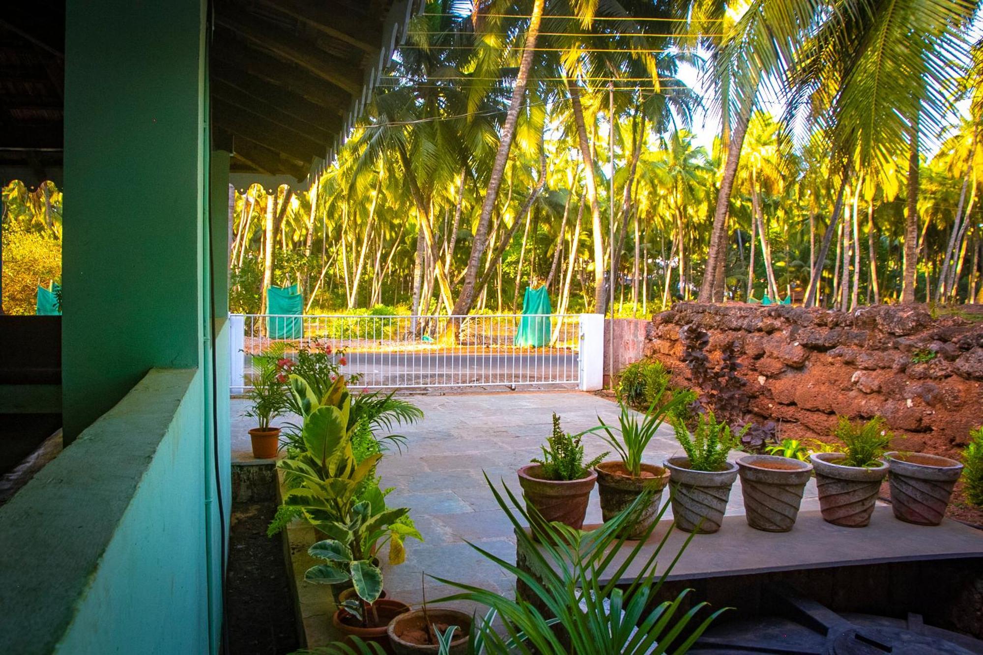 The Bungalow Bogmalo An 1880 Indo Portuguese Heritage Beach Villa South Goa Exterior foto